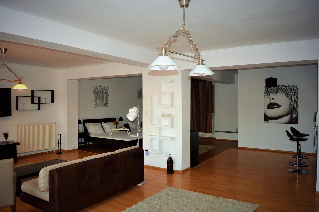 Casa Rendez Vous Hotel Constanta Bagian luar foto