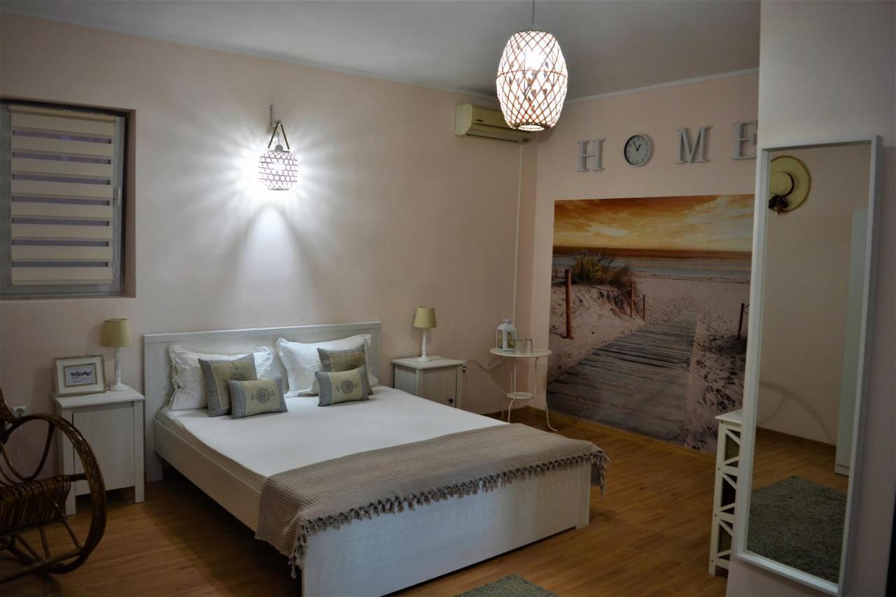 Casa Rendez Vous Hotel Constanta Bagian luar foto