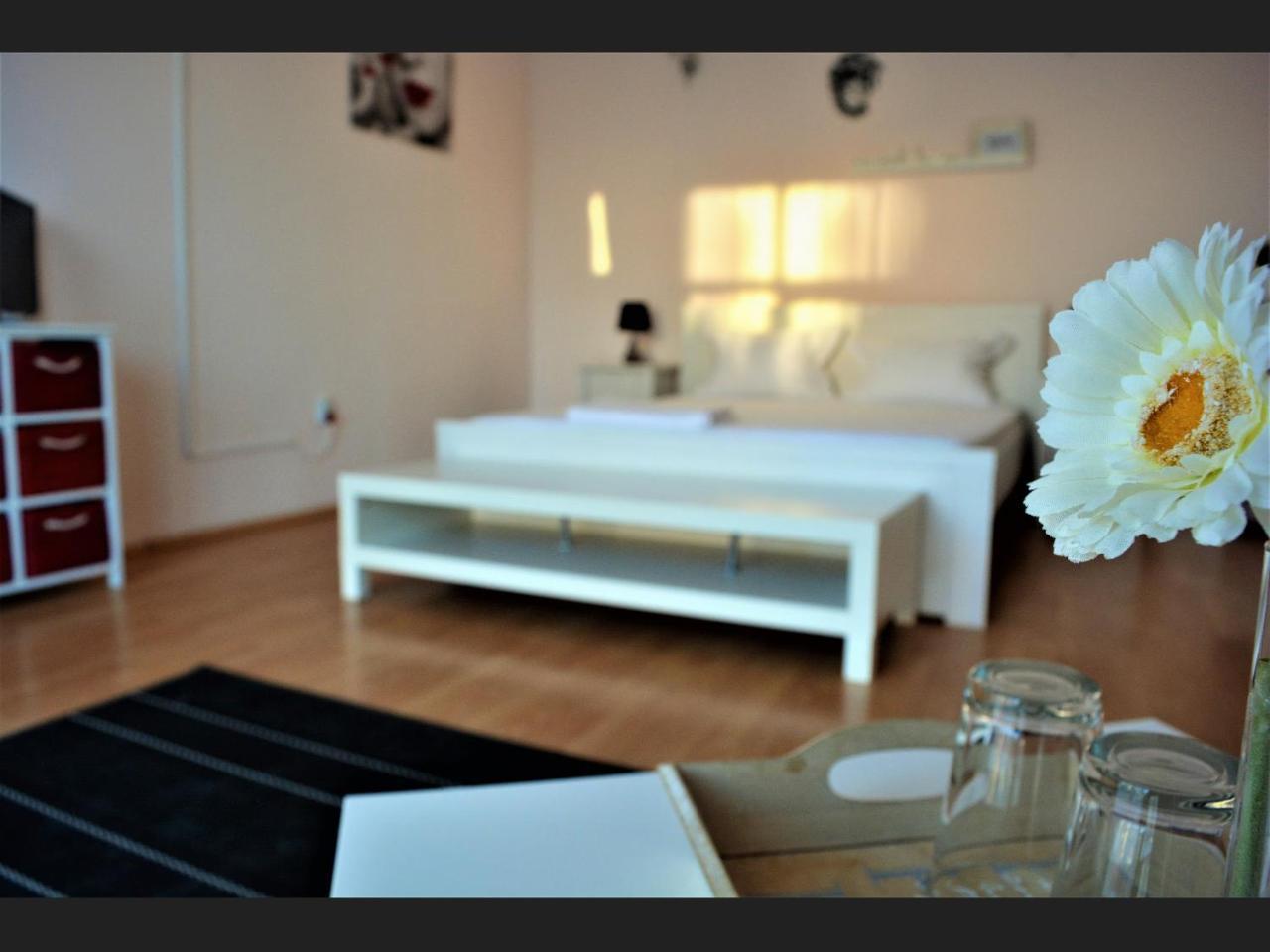 Casa Rendez Vous Hotel Constanta Bagian luar foto